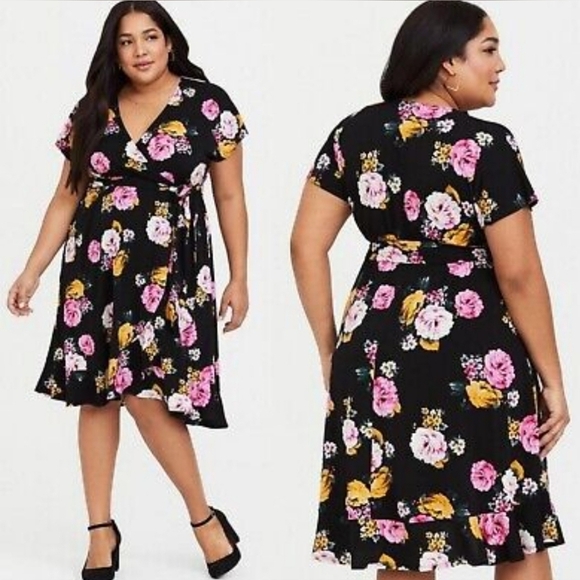 Torrid Black Faux Wrap Short Sleeve Dress With Floral Print Sz.0 - Picture 1 of 8